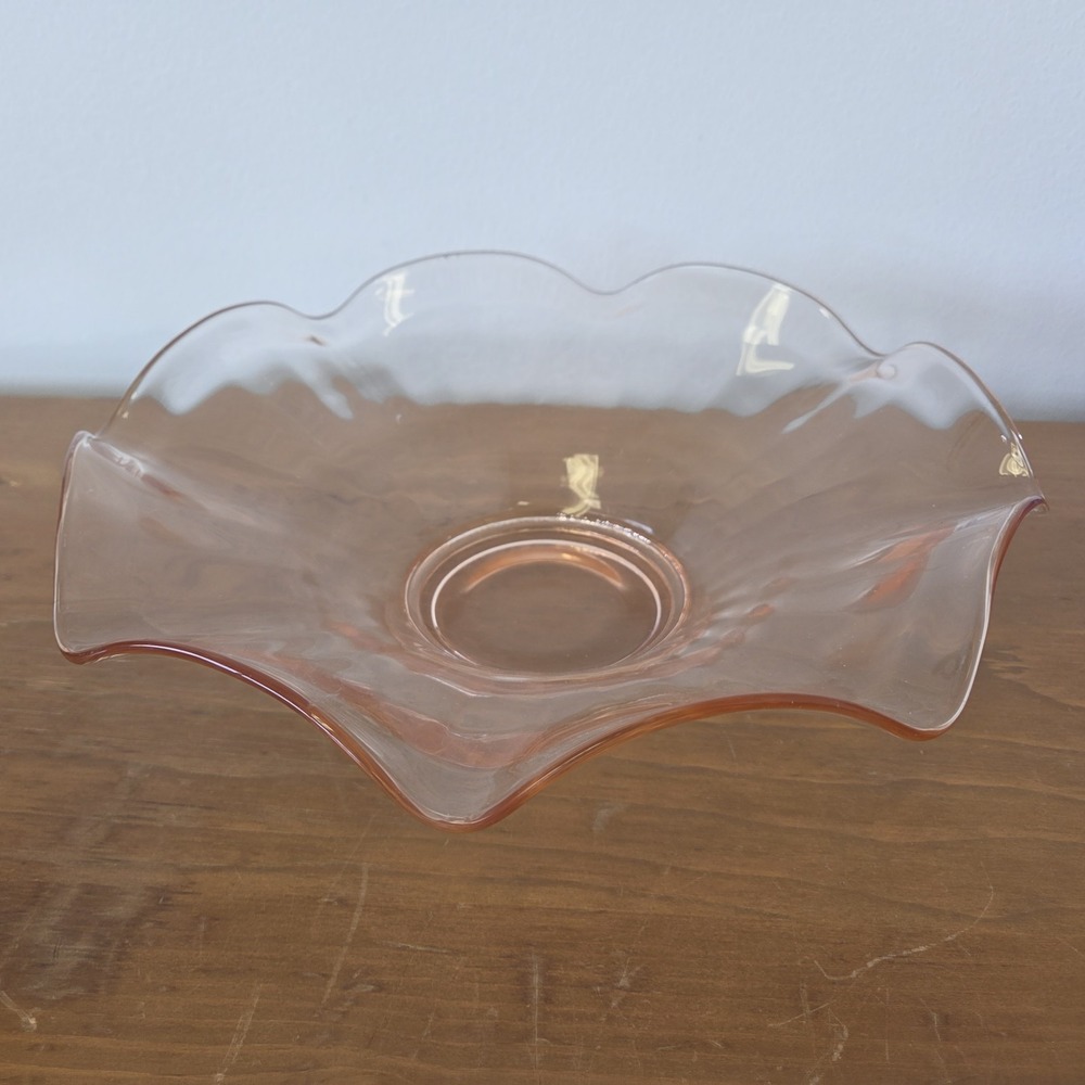 Pink Depression Glass Ruffle‎ Rim Large Bowl 4378B